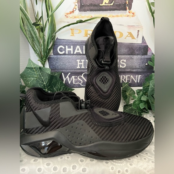 Lebron Nike soldier sneakers size 4 - Picture 6 of 8